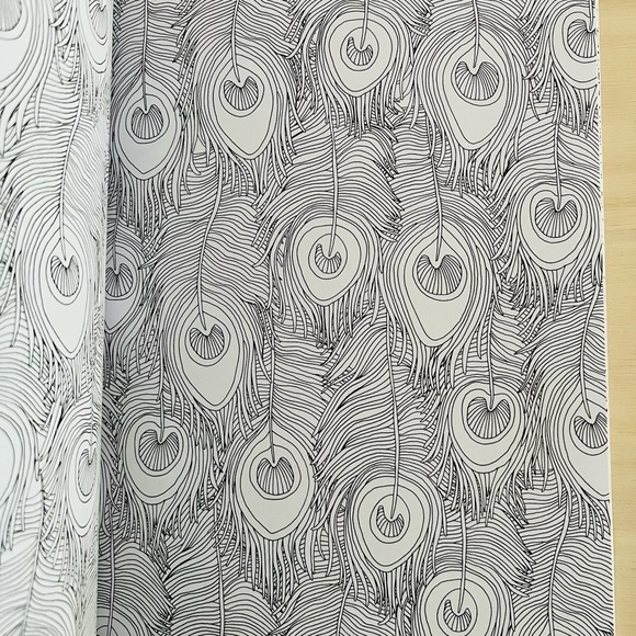 Birds of Paradise: A Therapeutic Coloring Book for Adults - Picture 6 of 9